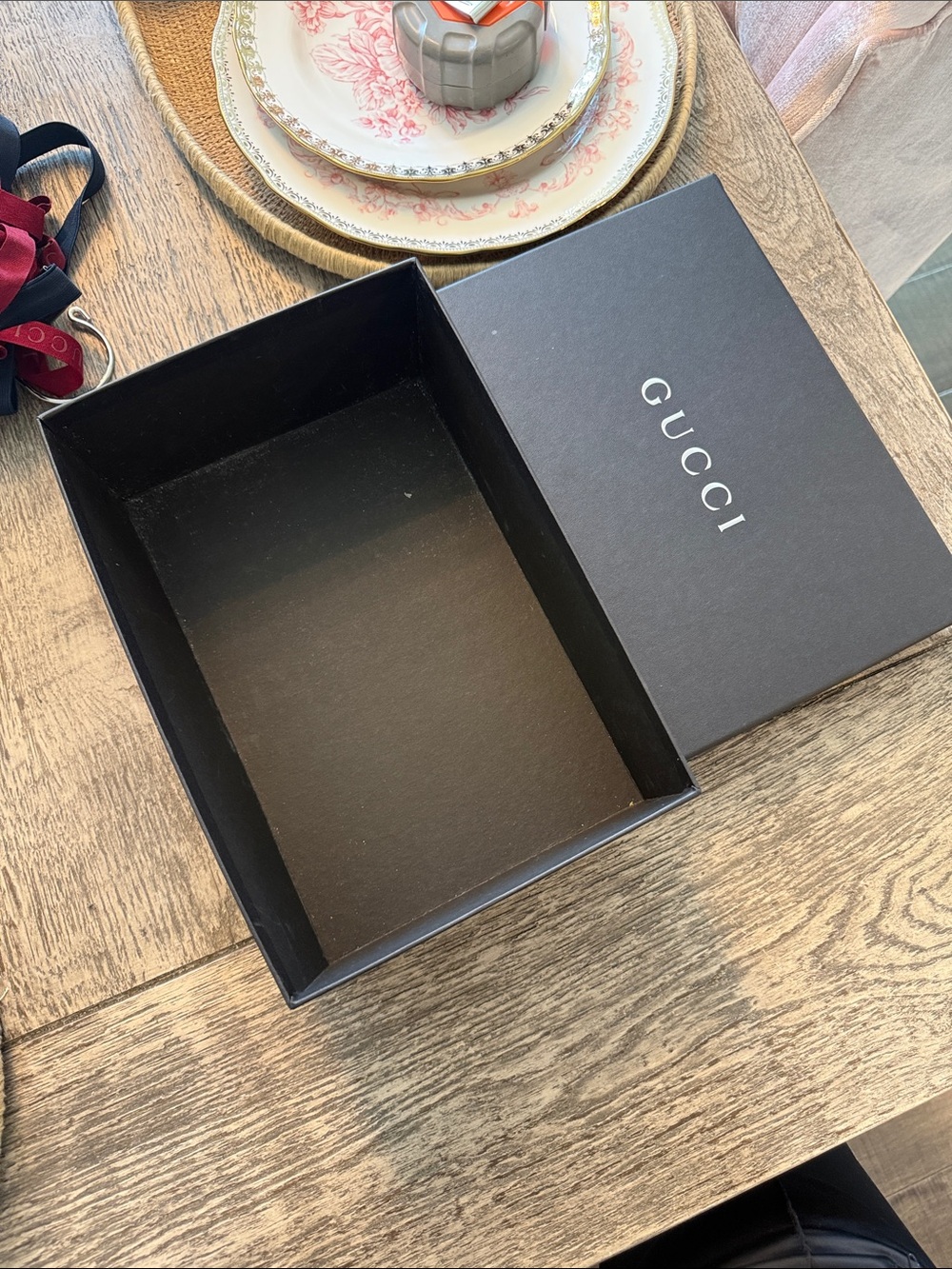 Authentic Gucci Black Box with White Logo - Picture 9 of 12